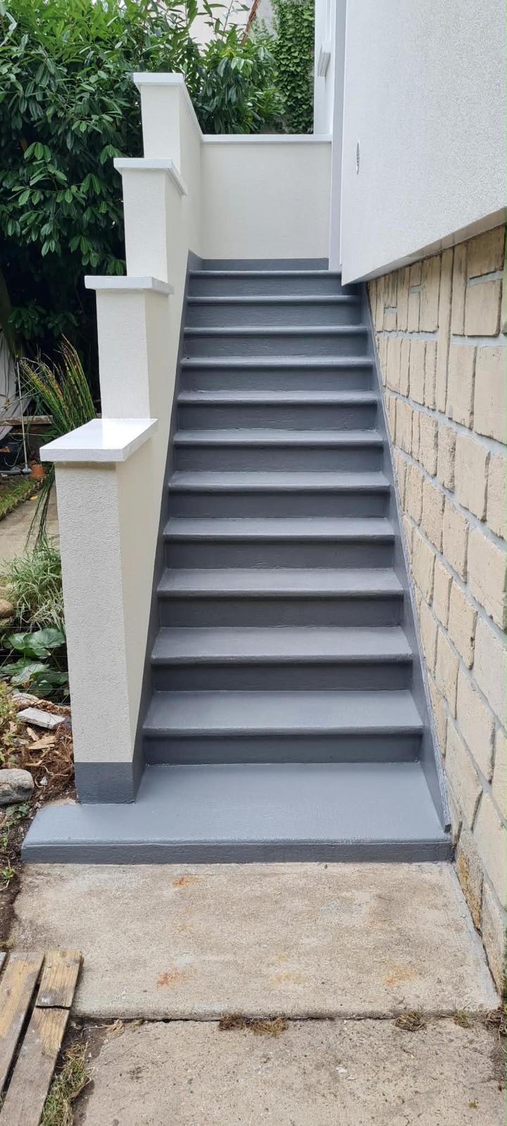 Escalier extérieur — réalisation RENOVAL PLUS